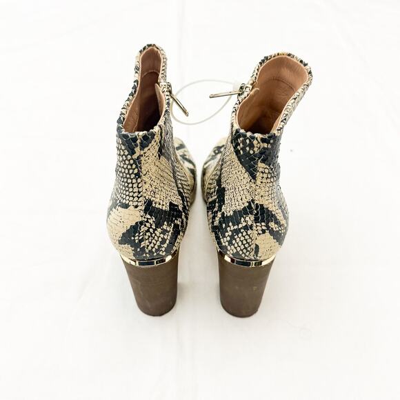 Pour La Victoire Snakeprint Ankle Leather Round Toe Boots Leather Sole Size 8.5 - Picture 2 of 5